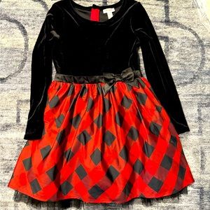 Cat & Jack Christmas dress. Black velvet top. Girls size 7/8.